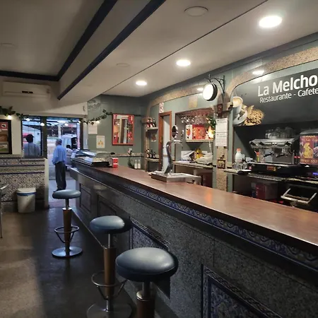 Restaurante Bar Cafeteria La Melchora بيت ضيافة بوساداس