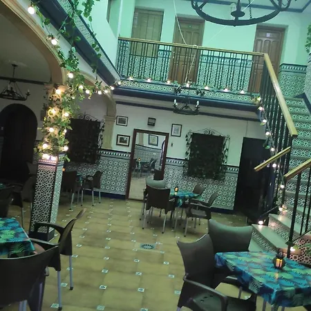 Restaurante Bar Cafeteria La Melchora * بوساداس